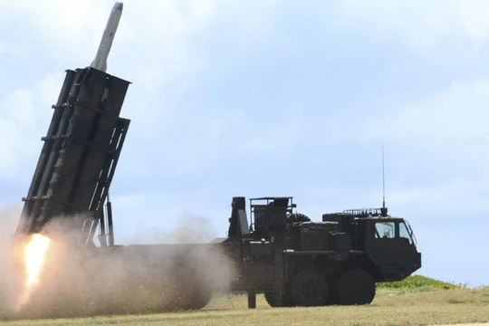 Tên lửa đất đối hạm của quân đội Nhật khai hỏa trong cuộc tập trận RIMPAC hôm 12/7 tại Hawaii