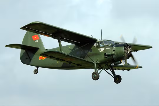 Máy bay AN-2 của không quân Việt Nam