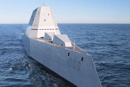 Siêu khu trục hạm Zumwalt của Mỹ
