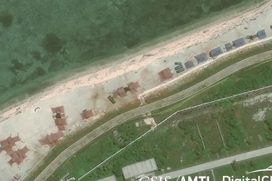Hình ảnh vệ tinh của AMTI cho thấy Trung Quốc triển khai các hệ thống vũ khí mới trên đảo Phú Lâm thuộc quần đảo Hoàng Sa, ngày 12/5/2018.