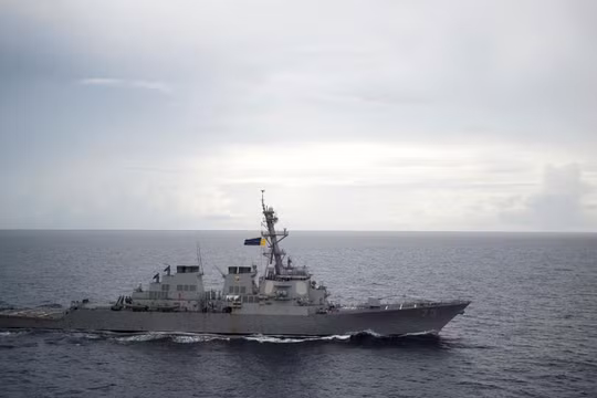Khu trục hạm USS Decatur của hải quân Mỹ từng tuần tra thực thi tự do hàng hải ở Biển Đông