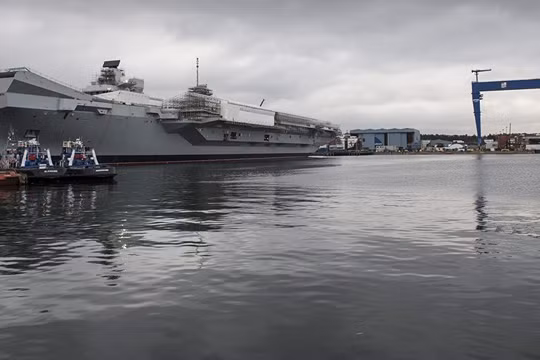 Tàu sân bay mới hạ thủy của hải quân Anh