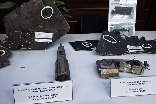 Những mảnh tên lửa hành trình của liên quân Mỹ-Anh-Pháp bị bắn hạ tại Syria