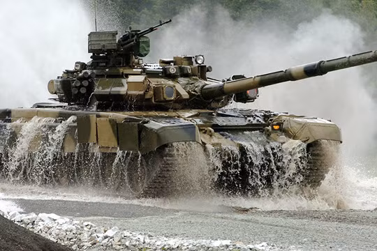 Xe tăng T-90 do Nga sản xuất