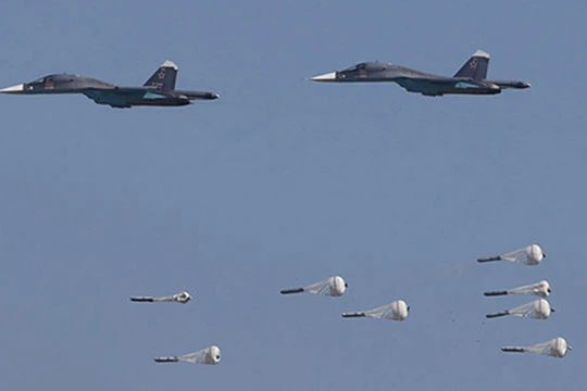 Cường kích Su-34 Nga trút bom diệt phiến quân trên chiến trường Syria