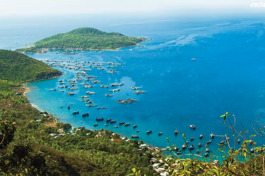 Một góc vịnh Cam Ranh của Việt Nam