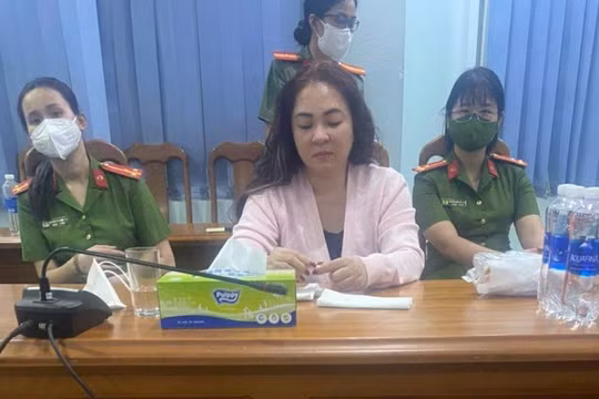 Bà Nguyễn Phương Hằng bị bắt 