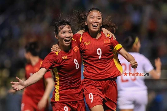 Các cô gái vàng ngược dòng giành chiến thắng ấn tượng. Ảnh: VFF 