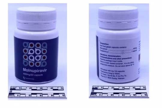 Thuốc Molnupiravir giả. Ảnh: Bộ Y tế