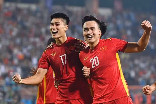 Cục diện bảng C trước lượt trận cuối diễn ra cùng lúc vào 20 giờ tối 8/6 tới sẽ rất phức tạp.