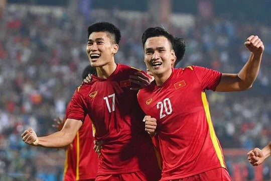 Cục diện bảng C trước lượt trận cuối diễn ra cùng lúc vào 20 giờ tối 8/6 tới sẽ rất phức tạp.