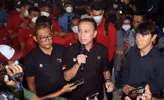 ndonesia tố U19 Việt Nam và U19 Thái Lan chơi bẩn, dọa kiện lên AFF. Ảnh: CNN