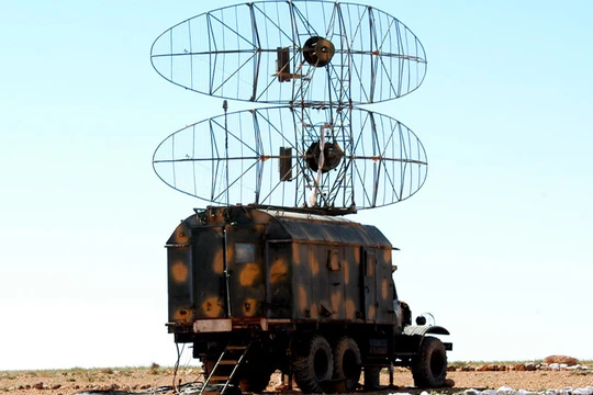 Hệ thống tác chiến điện tử cơ động.