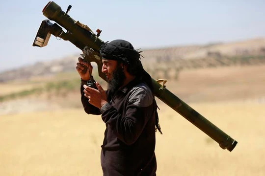 Mỹ tài trợ tên lửa phòng không vác vai.