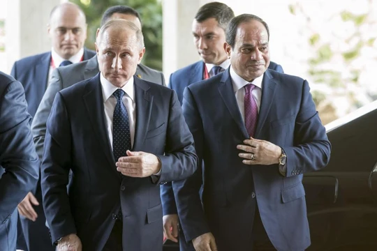 Ông Putin đã gặp ông Sisi để bàn thảo về vấn đề Libya.