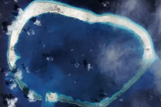 Đảo Đá Vành Khăn