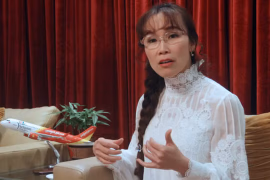 Bà Nguyễn Thị Phương Thảo, CEO của Vietjet trả lời phỏng vấn Nikkei.