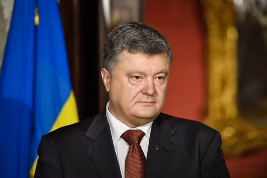 Tổng thống Poroshenko đã ra lệnh cấm người Nga ở độ tuổi tòng quân được nhập cảnh vào Ukraine.