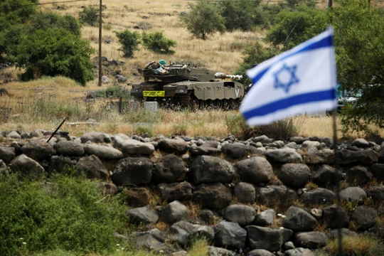 Xe tăng Israel tại Golan.