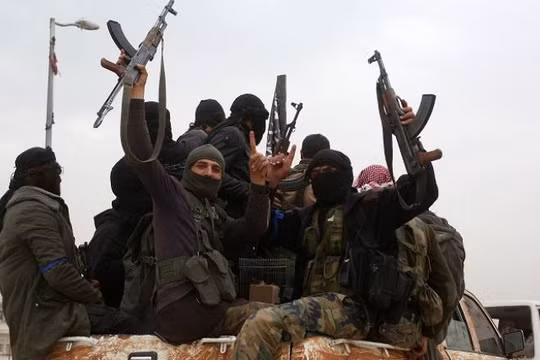 Nhóm Tahrir al-Sham.