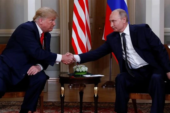 Tổng thống Mỹ và Nga tại Helsinki.