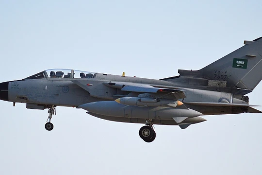 Máy bay Panavia Tornado