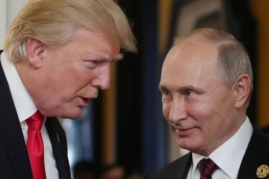 Tổng thống Mỹ Donald Trump và tổng thống Nga Vladimir Putin.