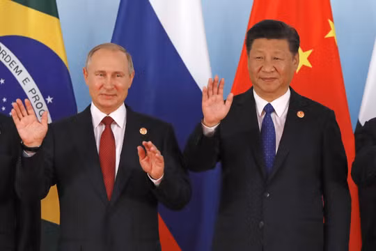 Tổng thống Nga Putin và chủ tịch Trung Quốc Tập Cận Bình.
