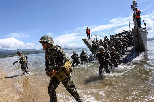 Lính Mỹ và Philippines trong tập trận Balankata.