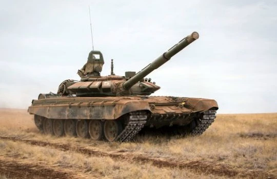 Xe tăng T-90 sau một cuộc tấn công.