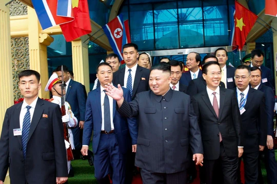 Ông Kim Jong-un đã có mặt tại Hà Nội để tham dự cuộc họp thượng đỉnh Hoa Kỳ - Triều Tiên lần thứ 2.