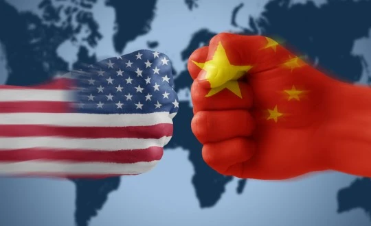Trung Quốc và Mỹ.