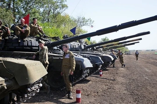 Quân ly khai tại Donetsk.