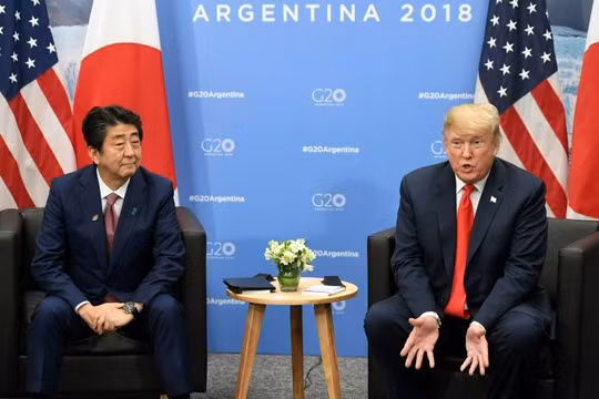 Thủ tướng Nhật Bản Shinzo Abe và tổng thống Hoa Kỳ Donald Trump.
