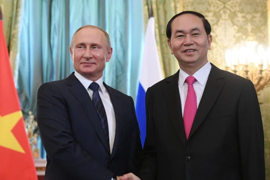 Chủ tịch nước Trần Đại Quang và tổng thống Nga Putin.