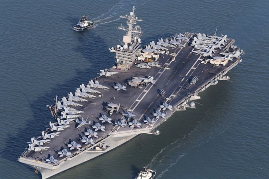Tàu sân bay USS Theodore Roosevelt.