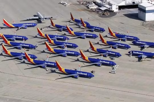 Máy bay Boeing 737 Max của Southwest đang bị cấm cất cánh.