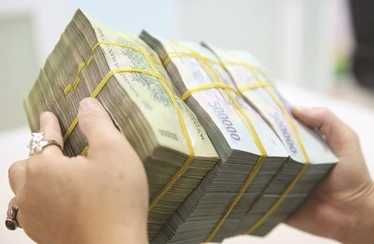 Trong sáu tháng đầu năm 2019, ngân sách nhà nước (NSNN) thặng dư tới gần 80.000 tỉ đồng. Ảnh: THÀNH HOA 