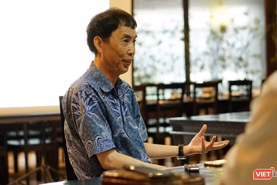 Chuyên gia kinh tế, TS. Võ Trí Thành trong một buổi trao đổi với CLB Cafe Số. (Ảnh: Hoàng Nguyên)