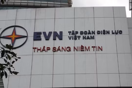 Tăng giá điện góp phần giúp "lành mạnh hóa tài chính" cho EVN và các công ty thành viên