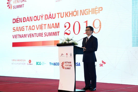 Phó Thủ tướng Vũ Đức Đam phát biểu tại Diễn đàn Quỹ Đầu tư khởi nghiệp sáng tạo Việt Nam 2019 (Ảnh: VGP)