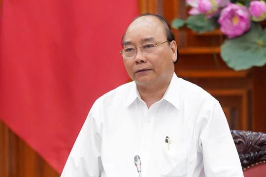 Thủ tướng Chính phủ Nguyễn Xuân Phúc phát biểu tại cuộc họp (Nguồn: VGP)