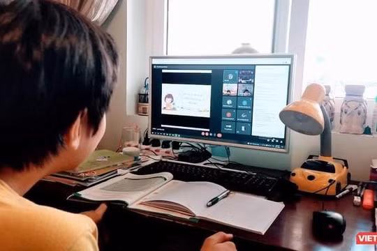 Để đăng ký dự thi tốt nghiệp THPT, thí sinh đăng nhập vào hệ thống quản lý thi, tại địa chỉ https://thisinh.thithptquocgia.edu.vn.