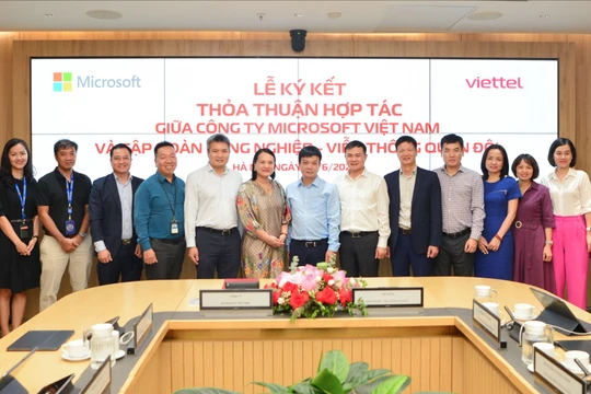 Viettel hợp tác cùng Microsoft nâng cao năng lực ứng dụng điện toán đám mây và trí tuệ nhân tạo tại Việt Nam.