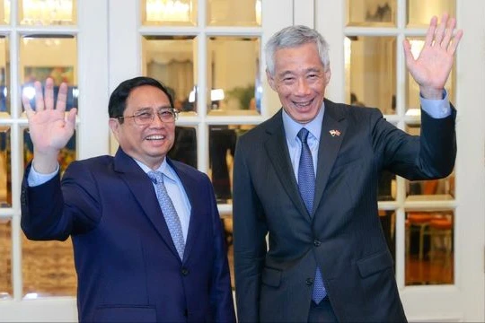 Thủ tướng Lý Hiển Long nhiệt liệt chào mừng Thủ tướng Phạm Minh Chính thăm chính thức Singapore vào tháng 2/2023