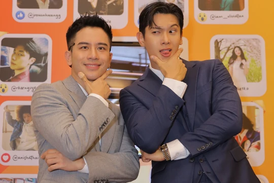 Hai nhà sáng tạo nội dung Dino Vũ (trái) và nhà sáng tạo nội dung Hàn Quốc Robin.