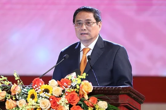 Thủ tướng Phạm Minh Chính nhấn mạnh việc phát triển công nghiệp văn hóa, công nghiệp giải trí có trọng tâm, trọng điểm và phù hợp với điều kiện, hoàn cảnh Việt Nam.