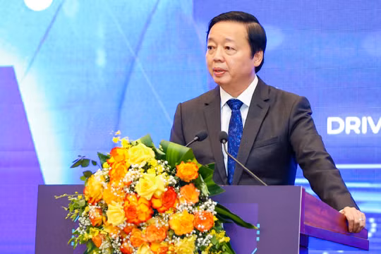 Phó Thủ tướng Trần Hồng Hà phát biểu tại diễn đàn Dx Summit 2023