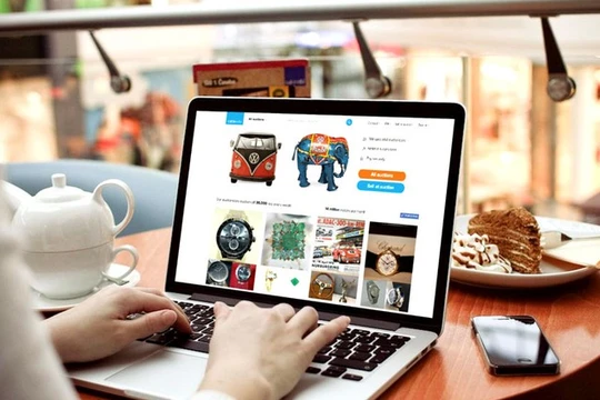 Đấu giá trực tuyến là hình thức đã được áp dụng phổ biến ở nhiều quốc gia trên thế giới.