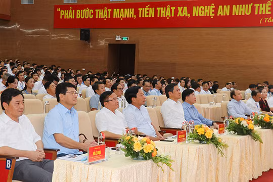 Các đại biểu tham dự Hội nghị.